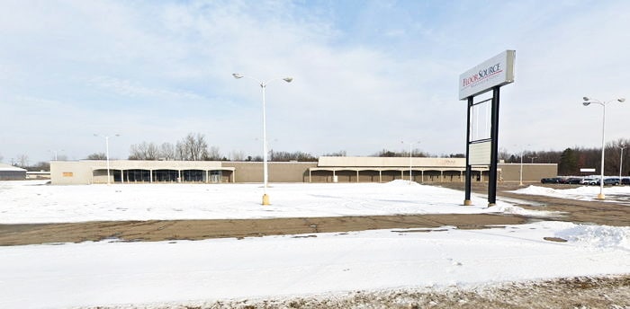 K-Mart (Kmart) - Flint - 4100 W Pierson Rd (newer photo)